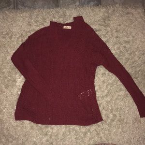 Knit, maroon pullover